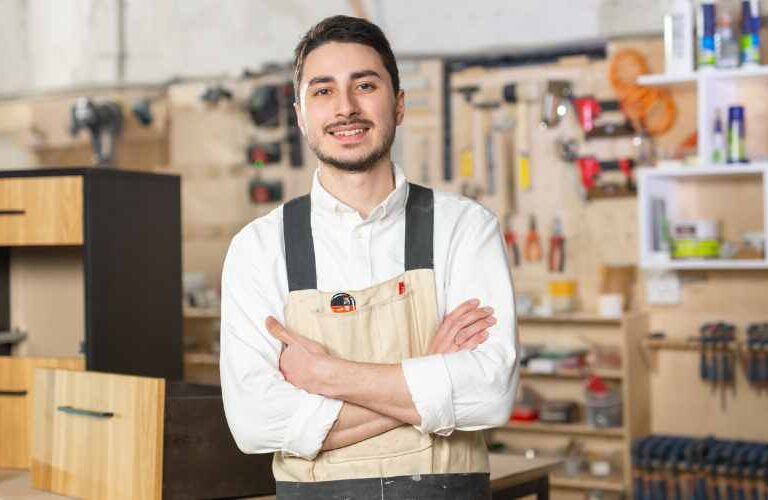 🌳 Turning Timber into Profits: Learn How to Start Woodworking Business 🌳